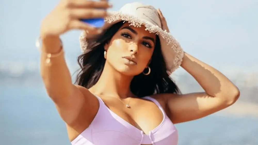 Peruvian Women – Meeting, Dating, and More (LOTS of Pics) 56