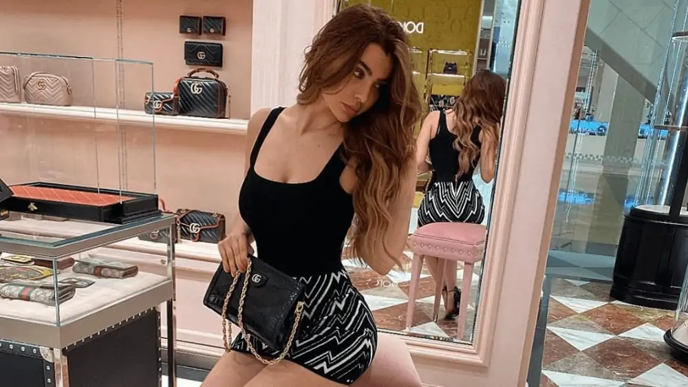 Lebanese Women – Meeting, Dating, and More (LOTS of Pics) 59