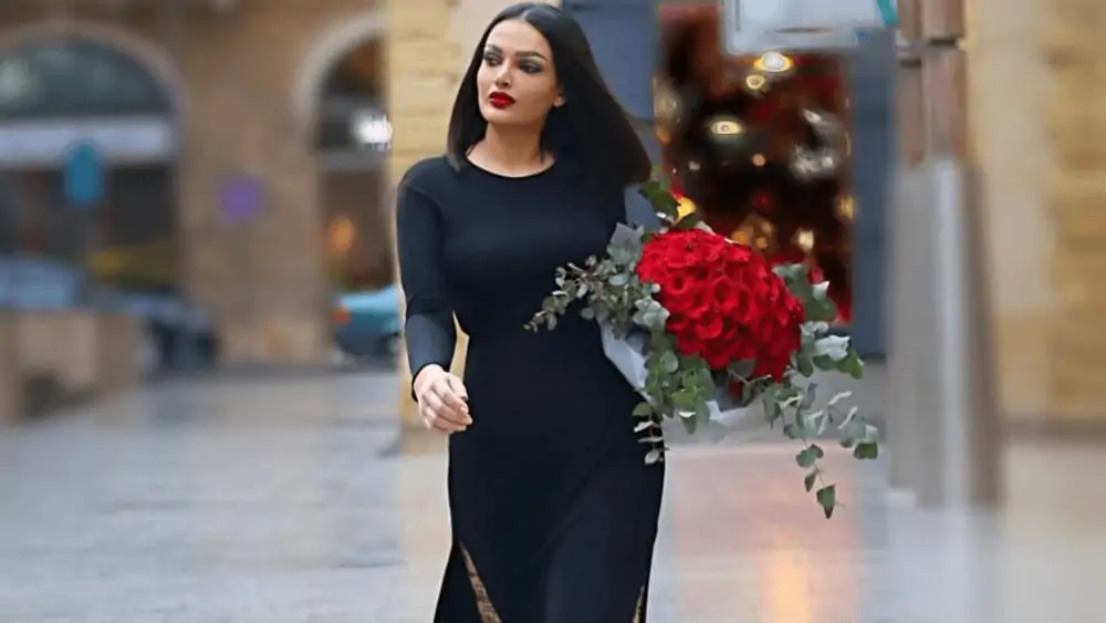 Lebanese Women – Meeting, Dating, and More (LOTS of Pics) 96
