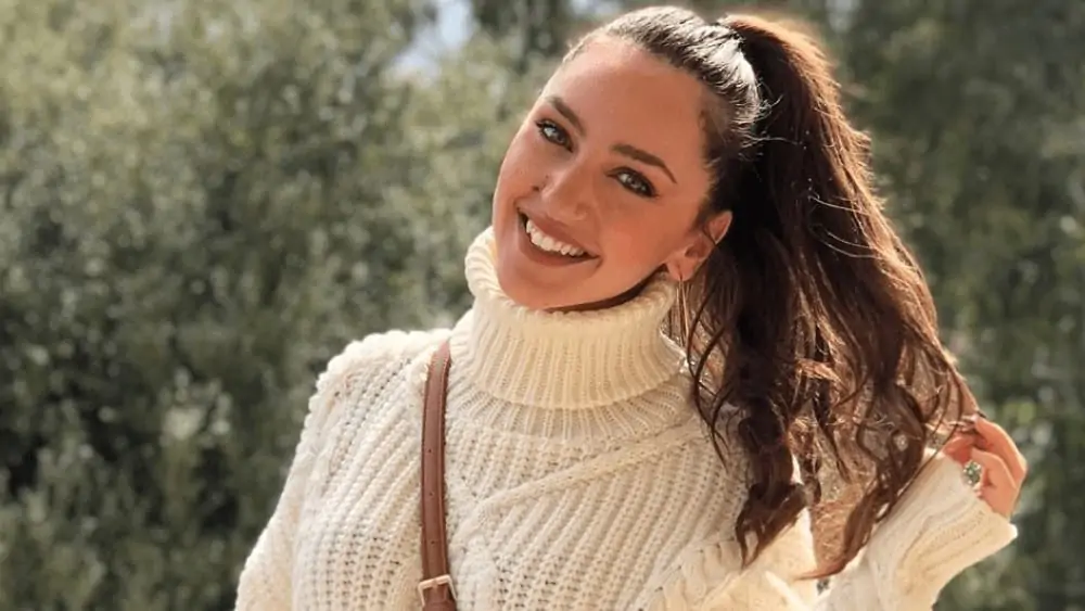 Lebanese Women – Meeting, Dating, and More (LOTS of Pics) 70
